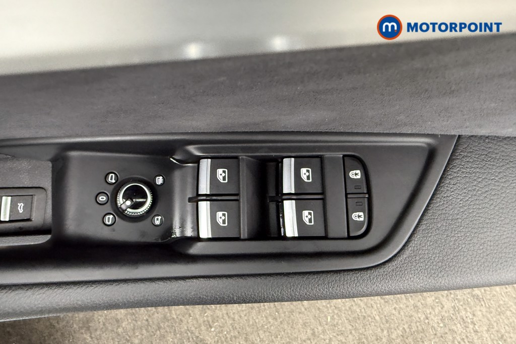 Audi A4 S Line Automatic Petrol Saloon - Stock Number (1594574) - 19th supplementary image