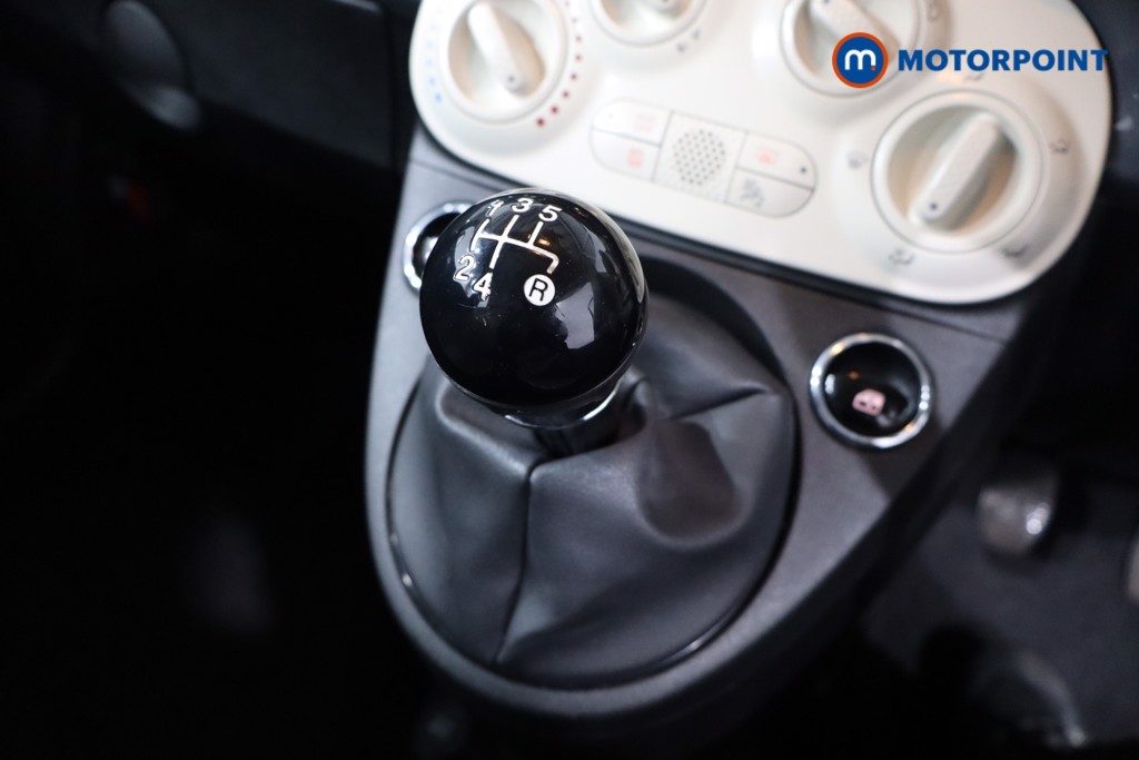 Fiat 500 Lounge Manual Petrol Hatchback - Stock Number (1594604) - 14th supplementary image