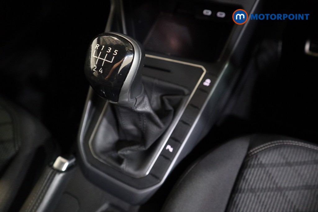 Volkswagen Polo R-Line Manual Petrol Hatchback - Stock Number (1594707) - 10th supplementary image