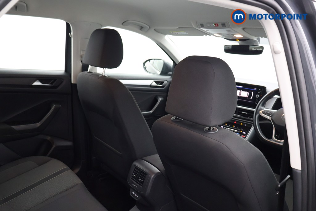 Volkswagen T-Roc Life Manual Petrol SUV - Stock Number (1595182) - 18th supplementary image
