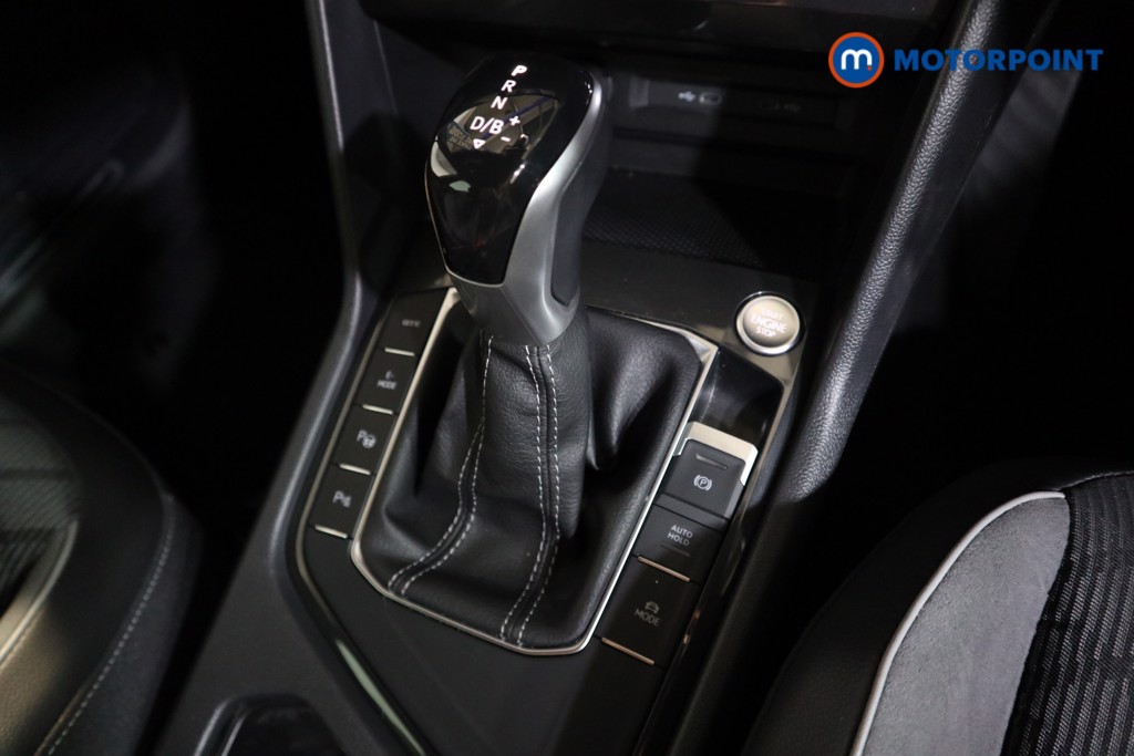 Volkswagen Tiguan R-Line Automatic Petrol Plug-In Hybrid SUV - Stock Number (1595199) - 10th supplementary image