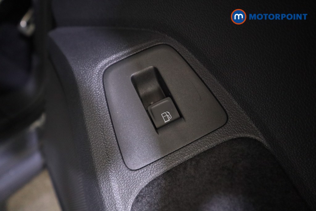 Volkswagen Tiguan R-Line Automatic Petrol Plug-In Hybrid SUV - Stock Number (1595199) - 12th supplementary image