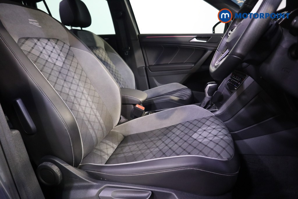 Volkswagen Tiguan R-Line Automatic Petrol Plug-In Hybrid SUV - Stock Number (1595199) - 16th supplementary image