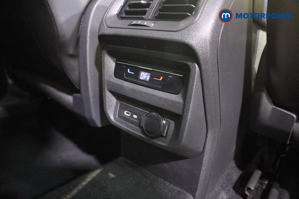 Volkswagen Tiguan R-Line Automatic Petrol Plug-In Hybrid SUV - Stock Number (1595199) - 20th supplementary image