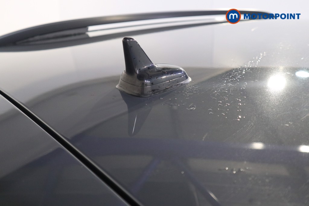 Volkswagen Tiguan R-Line Automatic Petrol Plug-In Hybrid SUV - Stock Number (1595199) - 31st supplementary image