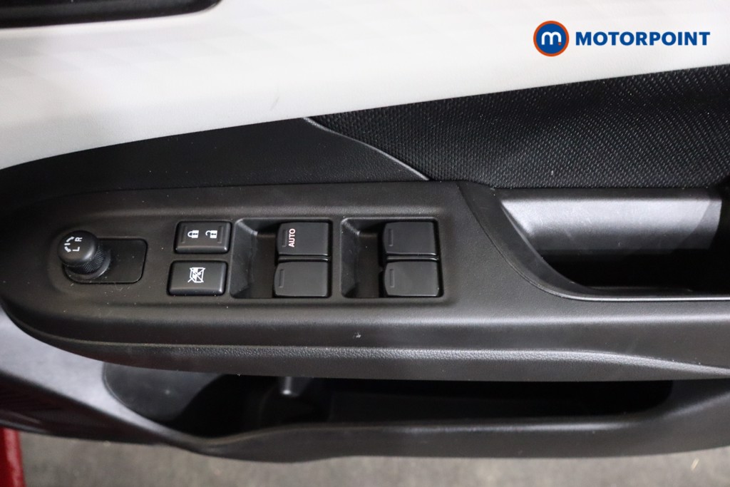 Suzuki Swift Motion Manual Petrol Hatchback - Stock Number (1595247) - 16th supplementary image