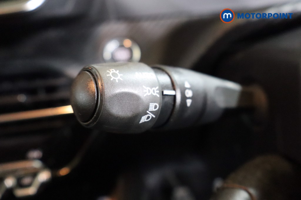 Peugeot 2008 Active Manual Petrol SUV - Stock Number (1595257) - 14th supplementary image