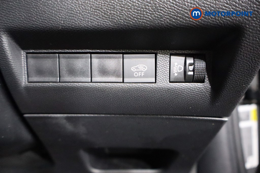 Peugeot 2008 Active Manual Petrol SUV - Stock Number (1595257) - 17th supplementary image