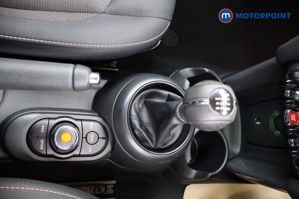 Mini Convertible Cooper Classic Manual Petrol Convertible - Stock Number (1595291) - 11th supplementary image