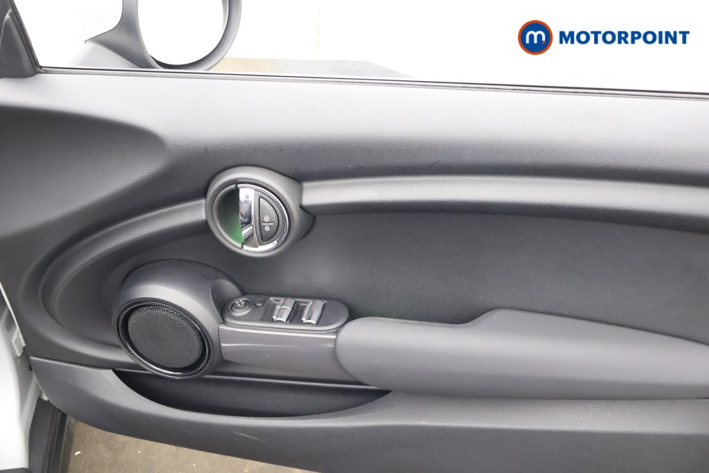 Mini Convertible Cooper Classic Manual Petrol Convertible - Stock Number (1595291) - 15th supplementary image