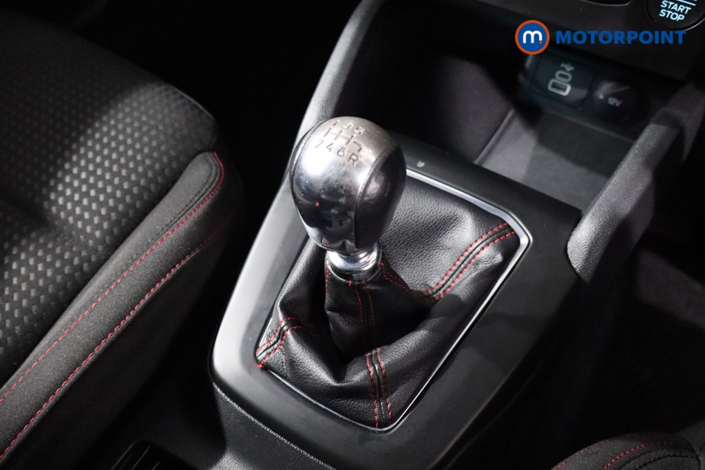 Ford Focus St-Line Manual Petrol Hatchback - Stock Number (1595419) - 14th supplementary image