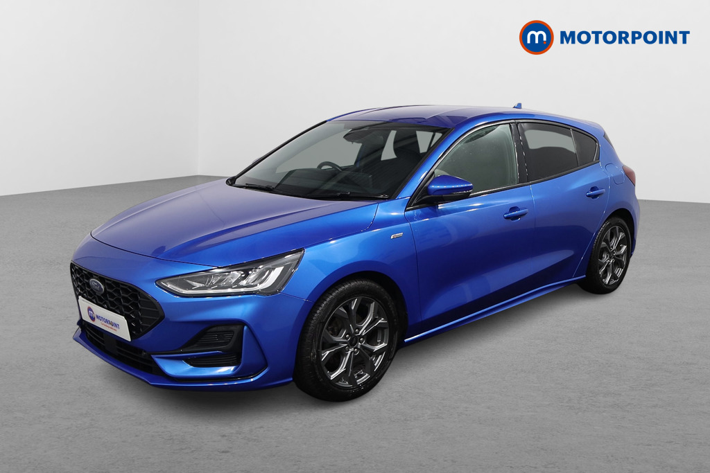 Ford Focus St-Line Manual Petrol Hatchback - Stock Number (1595419) - Passenger side front corner