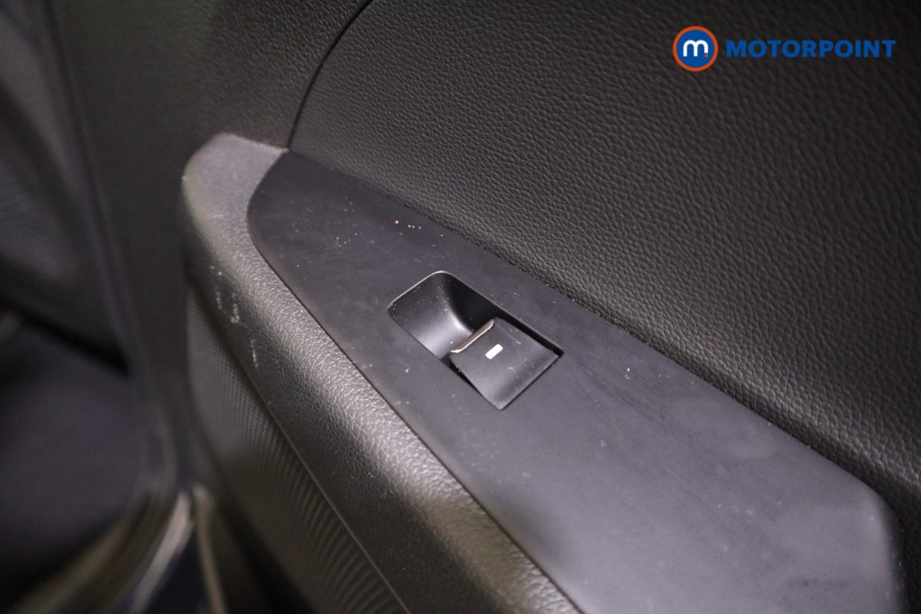 Hyundai Tucson Se Nav Manual Petrol SUV - Stock Number (1595434) - 16th supplementary image