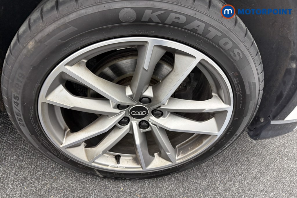 Audi Q3 Black Edition Automatic Petrol SUV - Stock Number (1595471) - 34th supplementary image