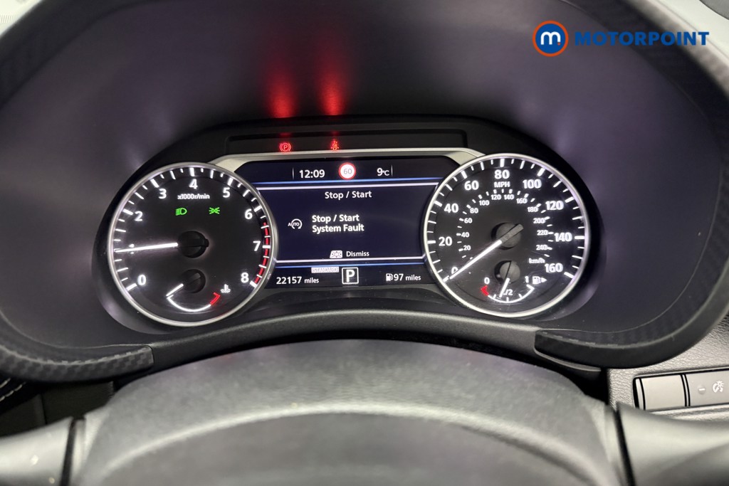 Nissan Juke N-Connecta Automatic Petrol SUV - Stock Number (1595560) - 29th supplementary image