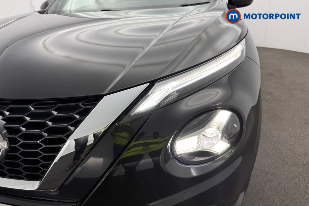 Nissan Juke N-Connecta Automatic Petrol SUV - Stock Number (1595560) - 33rd supplementary image