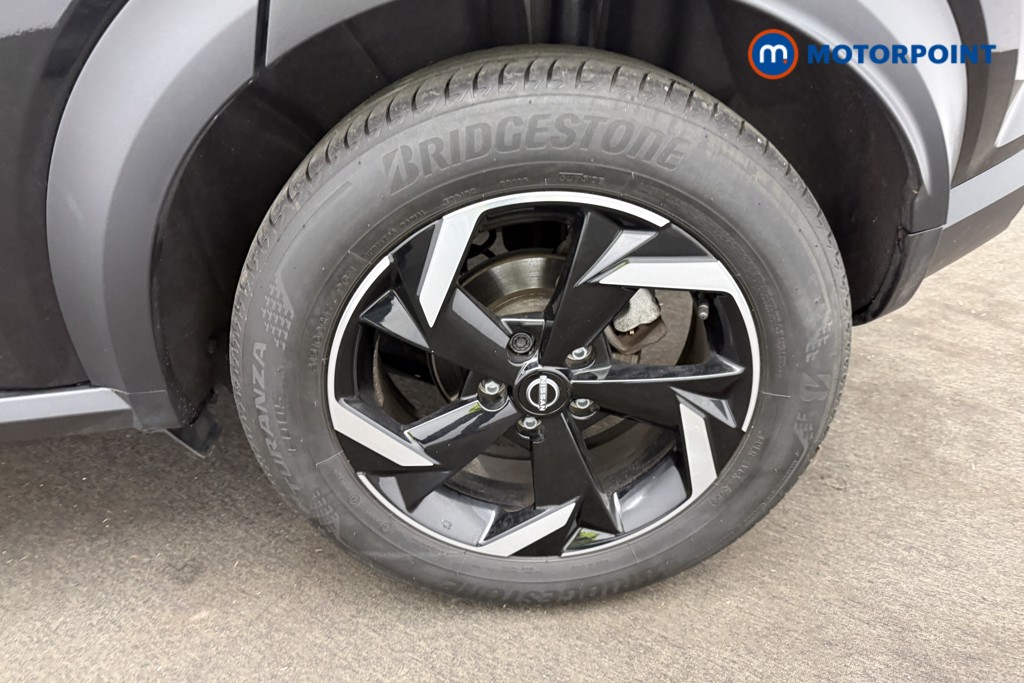 Nissan Juke N-Connecta Automatic Petrol SUV - Stock Number (1595560) - 35th supplementary image