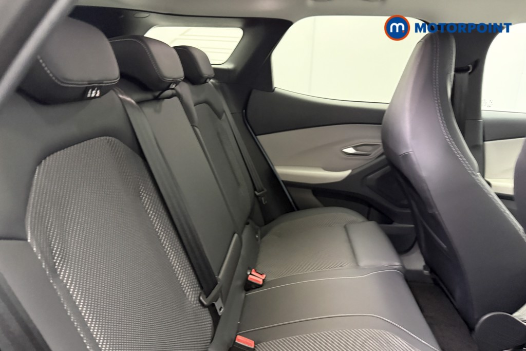 Ford Explorer Select Automatic Electric SUV - Stock Number (1595593) - 11th supplementary image