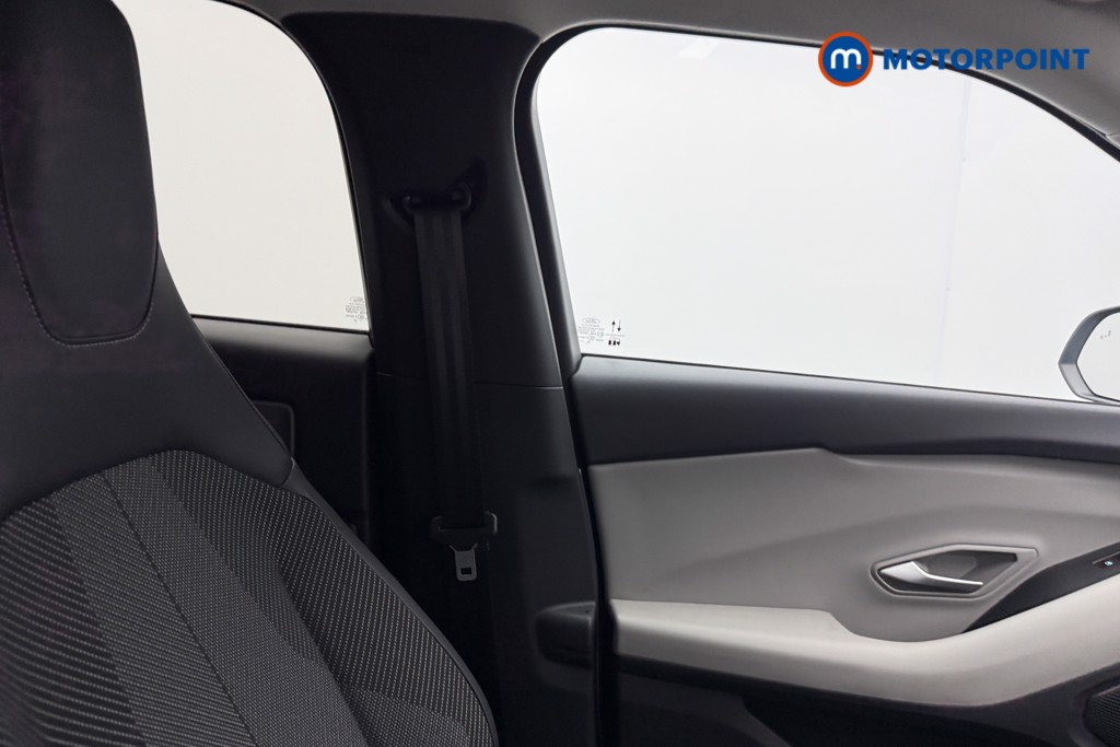 Ford Explorer Select Automatic Electric SUV - Stock Number (1595593) - 24th supplementary image