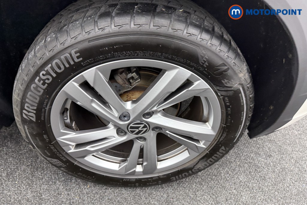 Volkswagen T-Roc R-Line Manual Petrol SUV - Stock Number (1595813) - 31st supplementary image