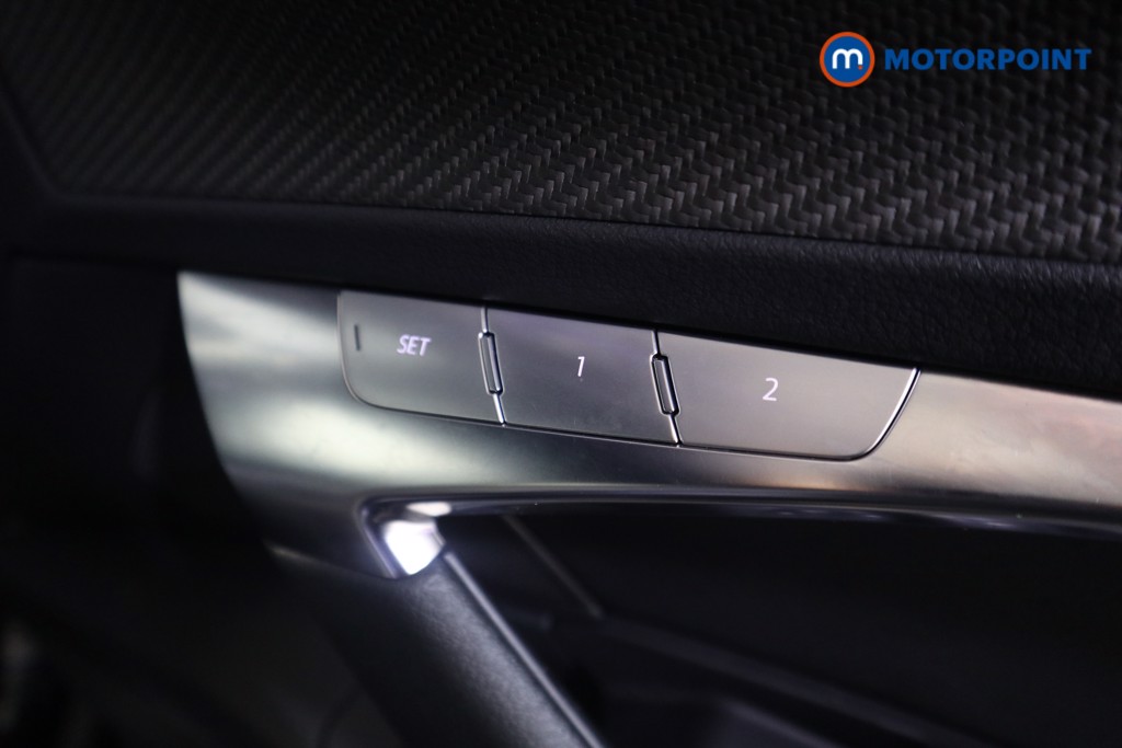 Audi A6 Black Edition Automatic Petrol Estate - Stock Number (1595819) - 14th supplementary image
