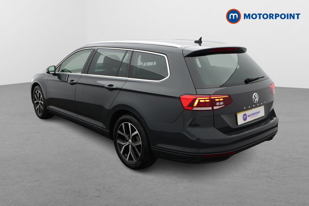 Volkswagen Passat SEL Automatic Diesel Estate - Stock Number (1595988) - Passenger side rear corner