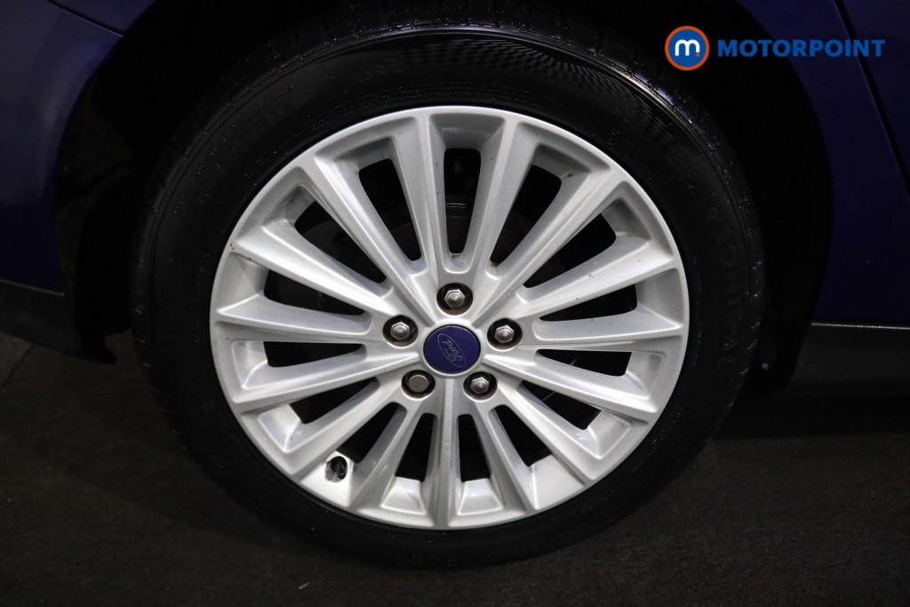 Ford Focus Titanium X Manual Petrol Hatchback - Stock Number (1596270) - 20th supplementary image