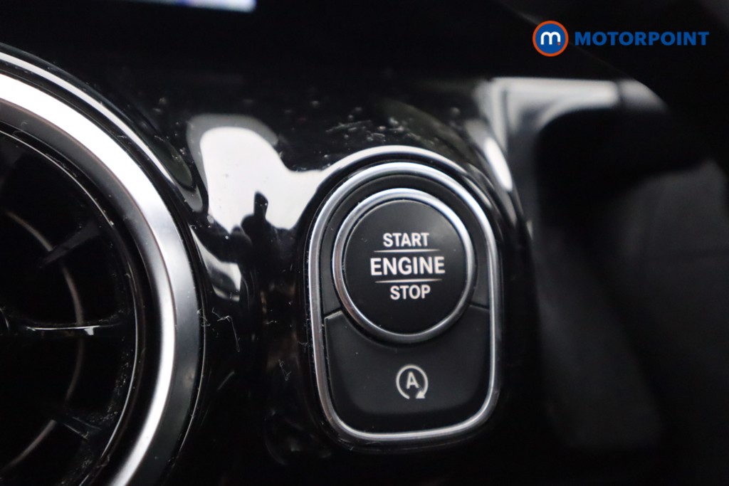 Mercedes-Benz GLA Amg Line Automatic Diesel SUV - Stock Number (1596453) - 8th supplementary image