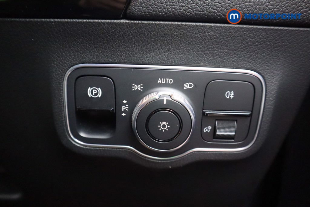 Mercedes-Benz GLA Amg Line Automatic Diesel SUV - Stock Number (1596453) - 9th supplementary image