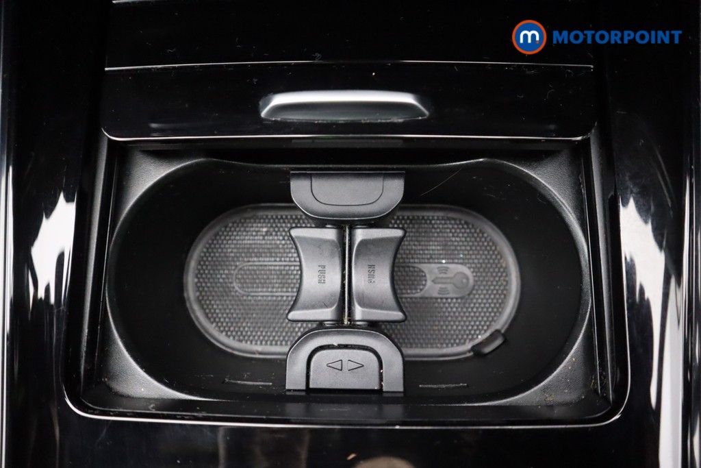 Mercedes-Benz GLA Amg Line Automatic Diesel SUV - Stock Number (1596453) - 16th supplementary image