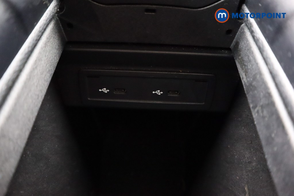 Mercedes-Benz GLA Amg Line Automatic Diesel SUV - Stock Number (1596453) - 18th supplementary image