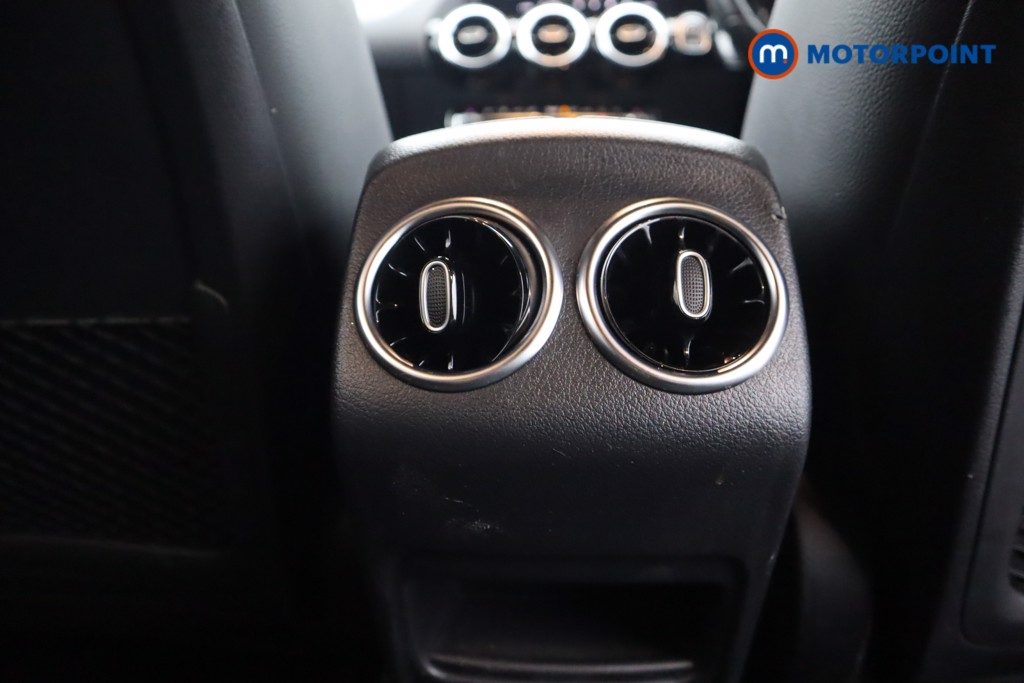 Mercedes-Benz GLA Amg Line Automatic Diesel SUV - Stock Number (1596453) - 27th supplementary image