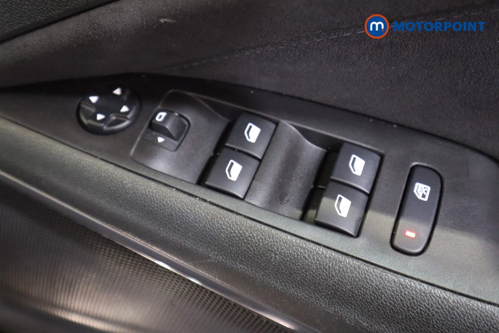 Vauxhall Crossland Ultimate Automatic Petrol SUV - Stock Number (1596509) - 12th supplementary image