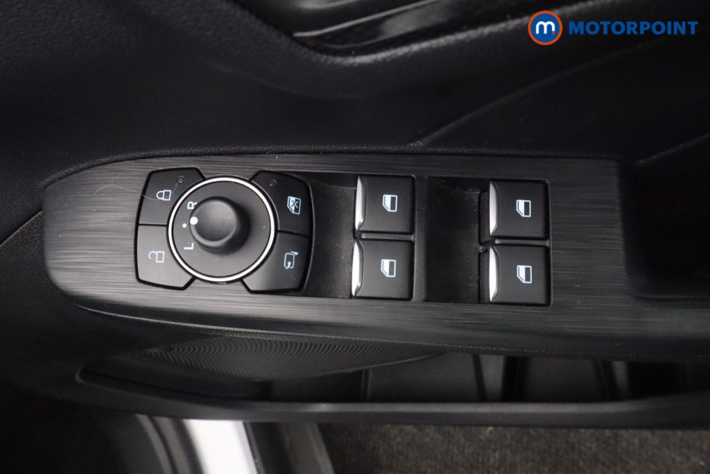 Ford Kuga Black Package Edition Automatic Petrol-Electric Hybrid SUV - Stock Number (1596538) - 11th supplementary image