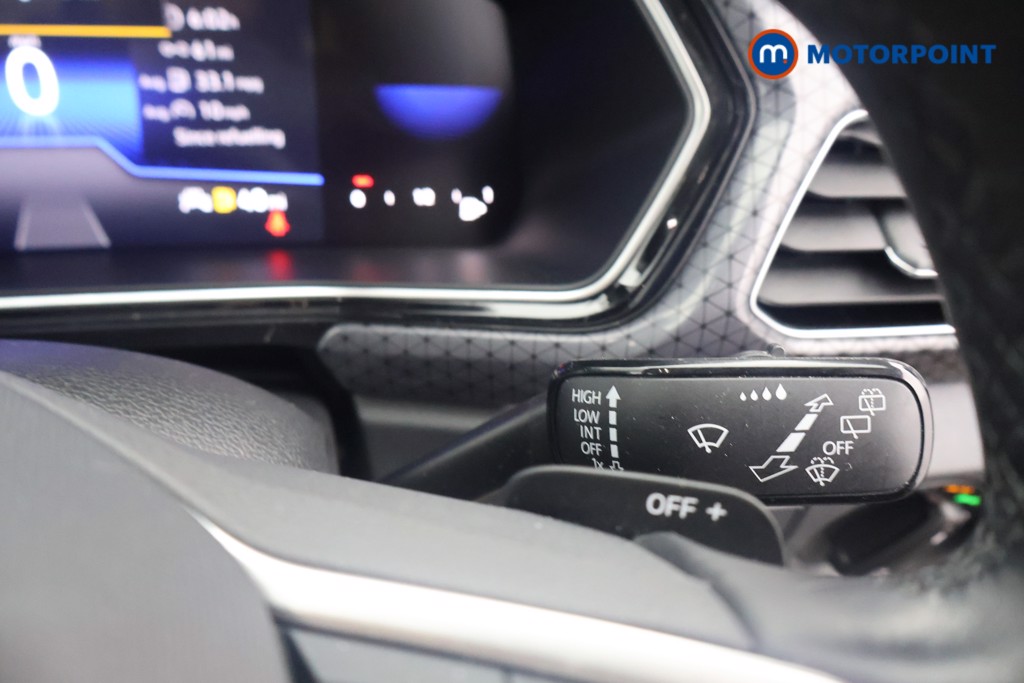 Volkswagen T-Cross SEL Automatic Petrol SUV - Stock Number (1596829) - 6th supplementary image