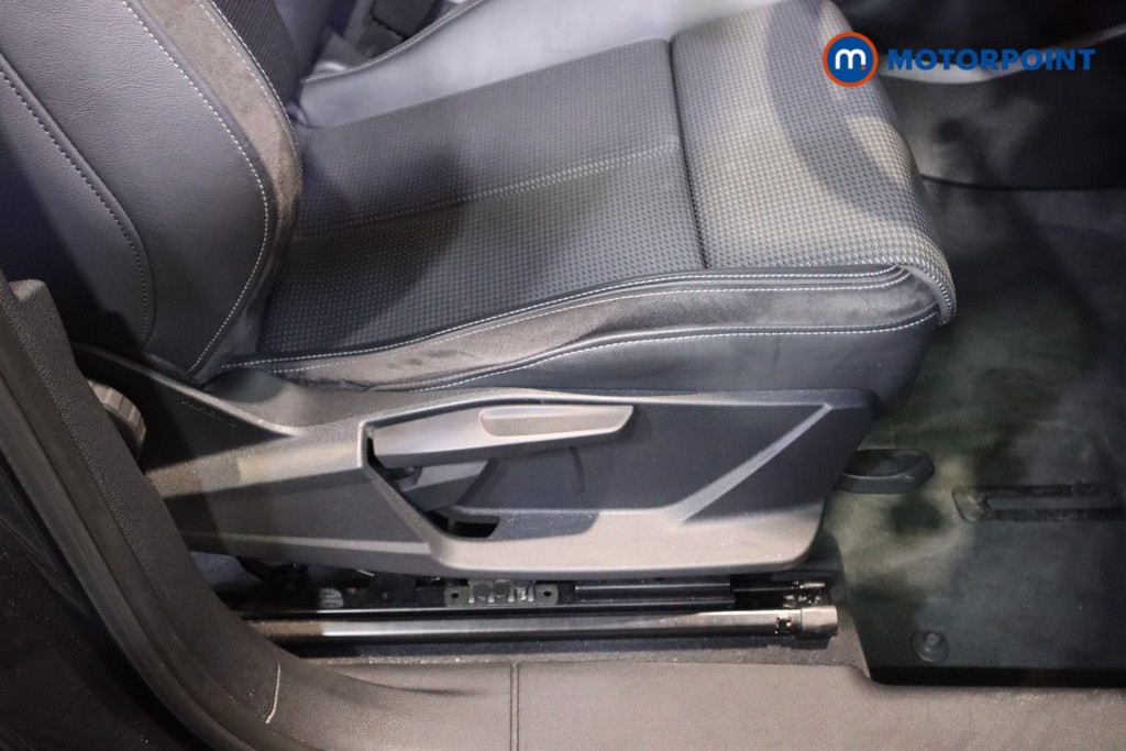 Audi Q3 S Line Automatic Petrol SUV - Stock Number (1596904) - 17th supplementary image