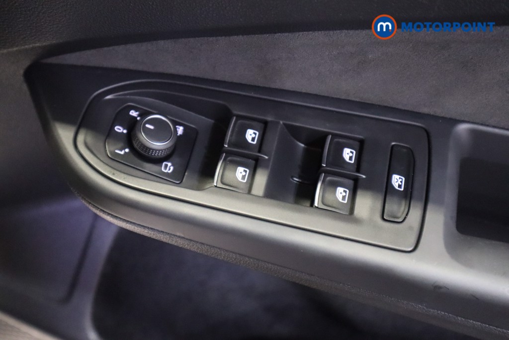 Volkswagen Golf Style Automatic Petrol Hatchback - Stock Number (1597022) - 11th supplementary image