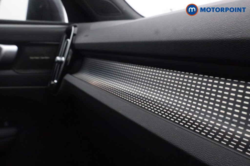 Volvo Xc40 Ultimate Automatic Petrol SUV - Stock Number (1597135) - 9th supplementary image