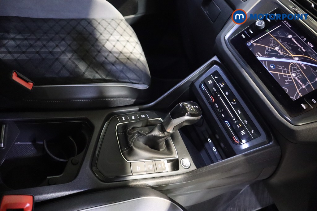 Volkswagen Tiguan Black Edition Automatic Petrol SUV - Stock Number (1597479) - 6th supplementary image