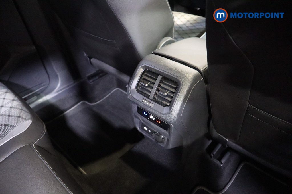 Volkswagen Tiguan Black Edition Automatic Petrol SUV - Stock Number (1597479) - 18th supplementary image