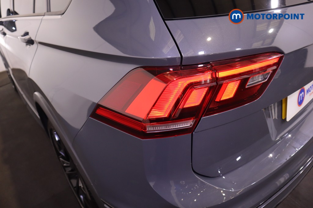 Volkswagen Tiguan Black Edition Automatic Petrol SUV - Stock Number (1597479) - 28th supplementary image