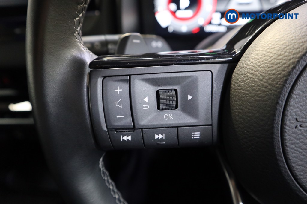 Nissan Qashqai N-Connecta Automatic Petrol SUV - Stock Number (1591786) - 3rd supplementary image