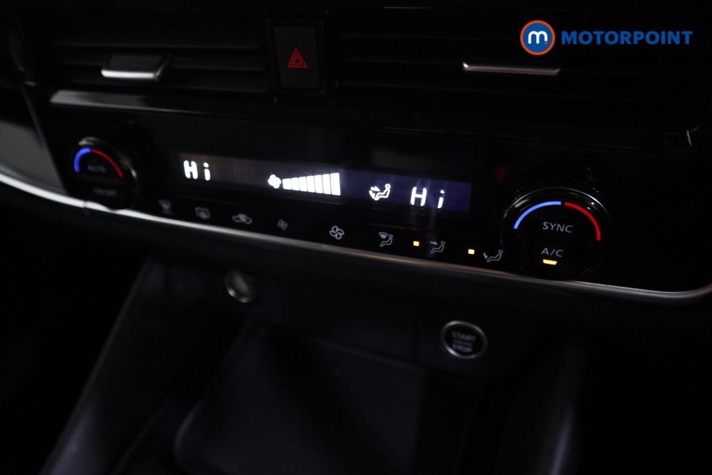 Nissan Qashqai N-Connecta Automatic Petrol SUV - Stock Number (1591786) - 7th supplementary image