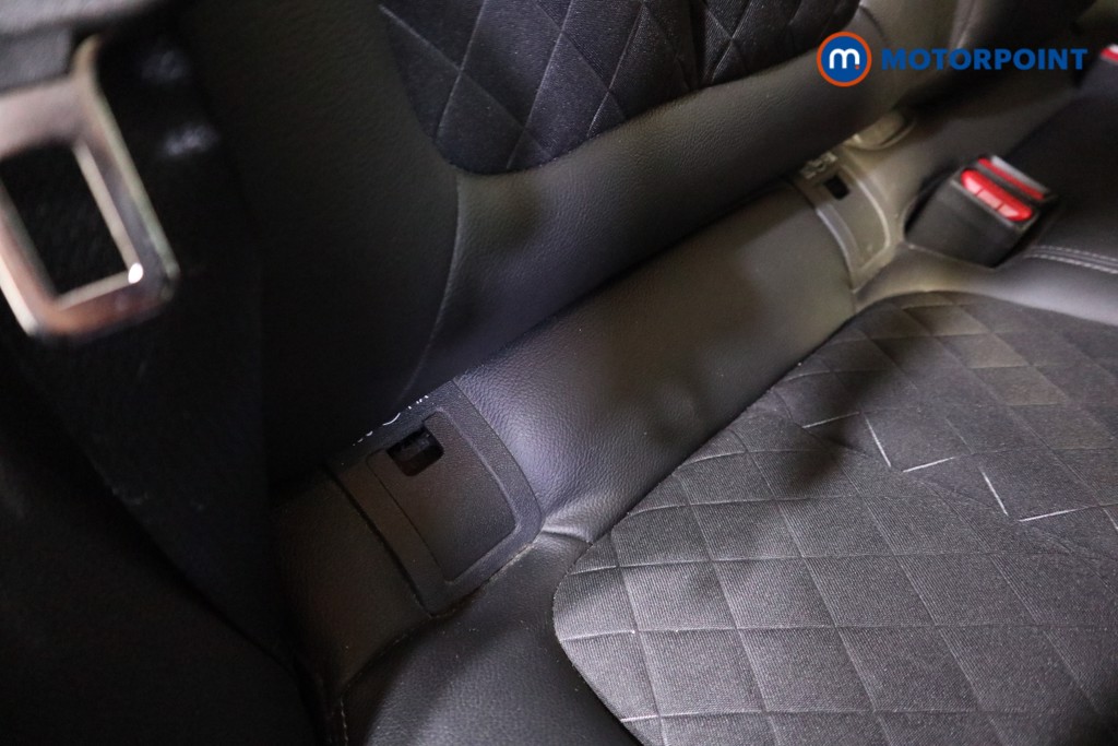 Renault Kadjar Iconic Automatic Petrol SUV - Stock Number (1592898) - 17th supplementary image