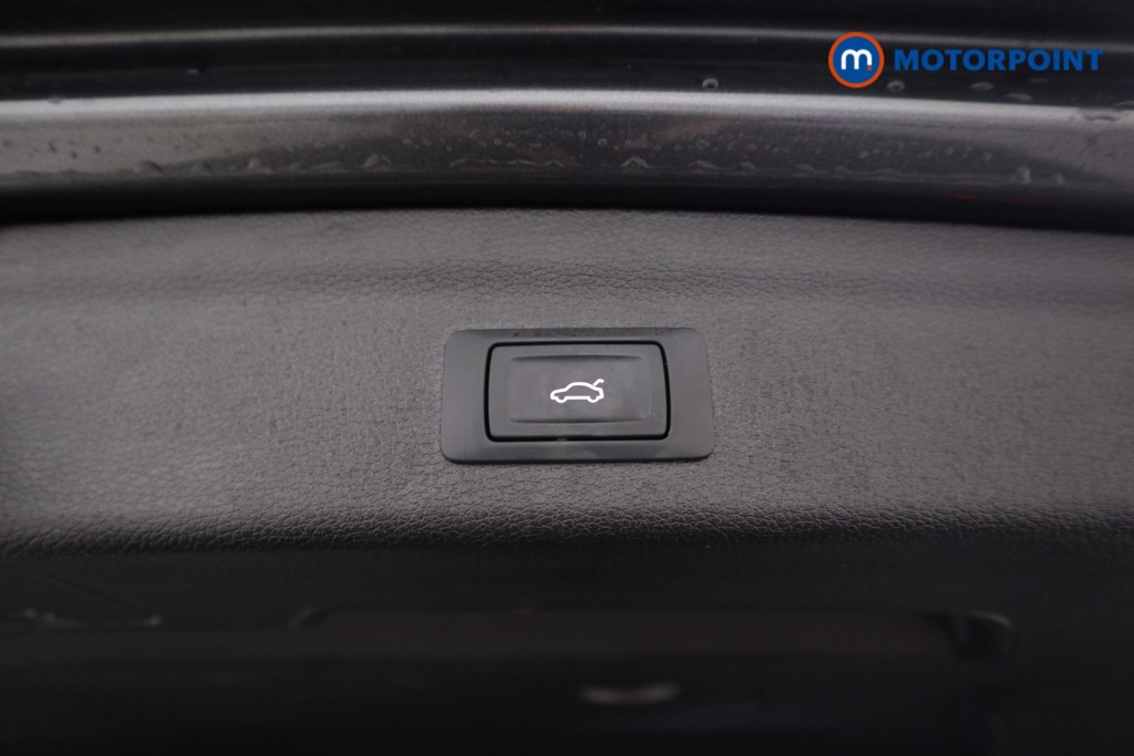 Audi Q3 S Line Automatic Diesel SUV - Stock Number (1595175) - 23rd supplementary image