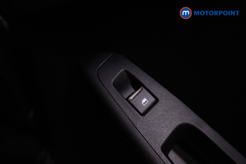 Ford Puma Vivid Ruby Edition Automatic Petrol SUV - Stock Number (1595534) - 17th supplementary image