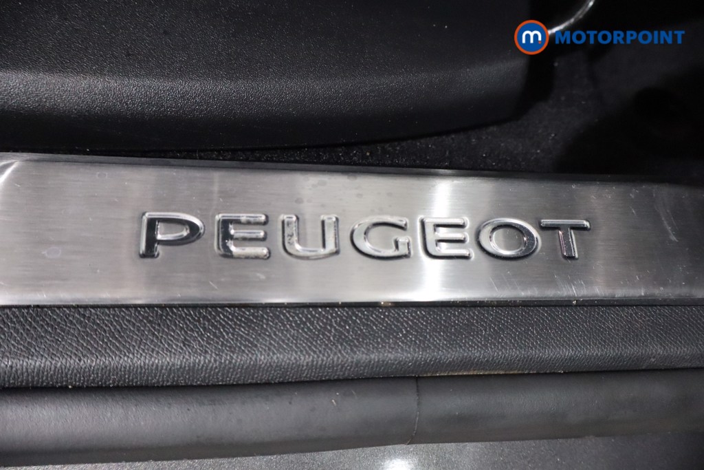 Peugeot 3008 Gt Premium Automatic Petrol SUV - Stock Number (1595812) - 22nd supplementary image