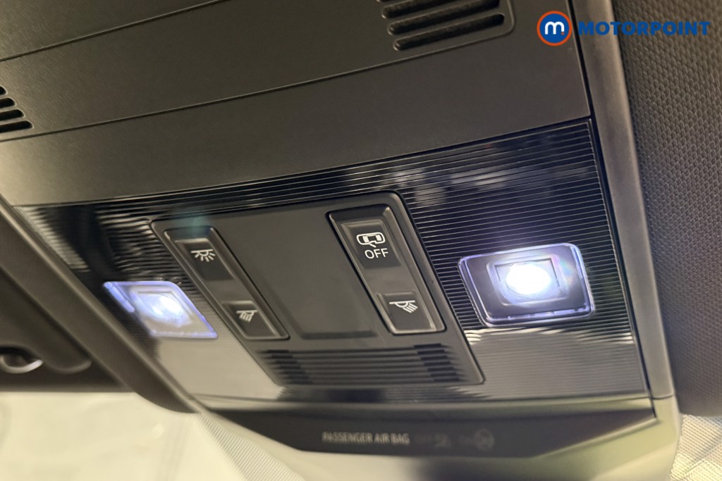 Volkswagen T-Roc R-Line Automatic Petrol SUV - Stock Number (1596023) - 15th supplementary image