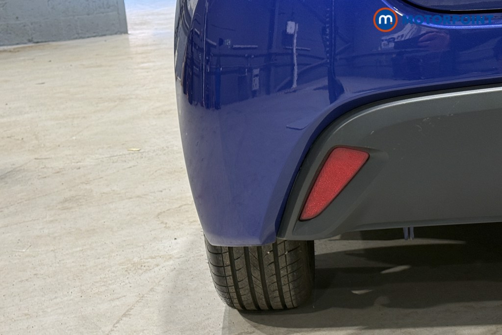 Toyota Yaris Design Automatic Petrol-Electric Hybrid Hatchback - Stock Number (1596187) - 32nd supplementary image