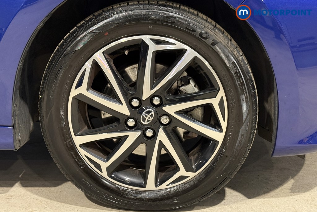 Toyota Yaris Design Automatic Petrol-Electric Hybrid Hatchback - Stock Number (1596187) - 37th supplementary image